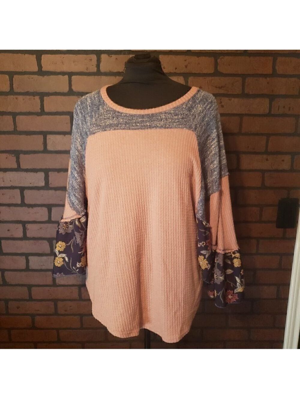 HUMMINGBIRD Blouse